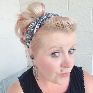 Meet your Posher, Amber